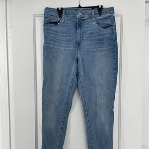 ✨Levis Mile High Super Skinny Jeans